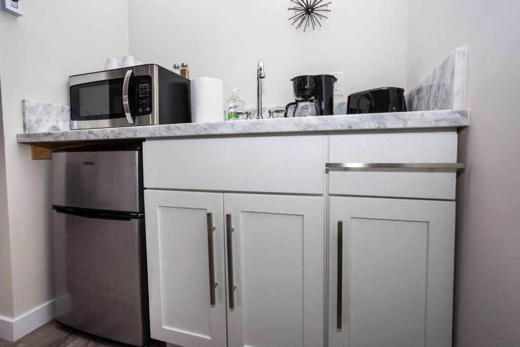 Studio With Large Balcony- San Diego Gateway ภายนอก รูปภาพ